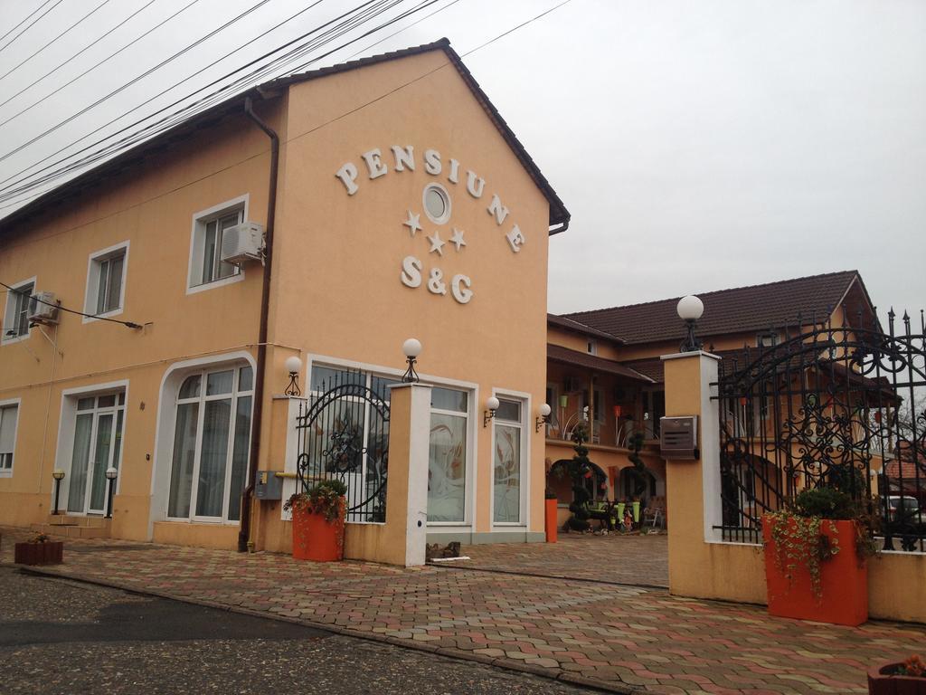 Pensiunea Sergiu & Geanina Arad Exteriör bild