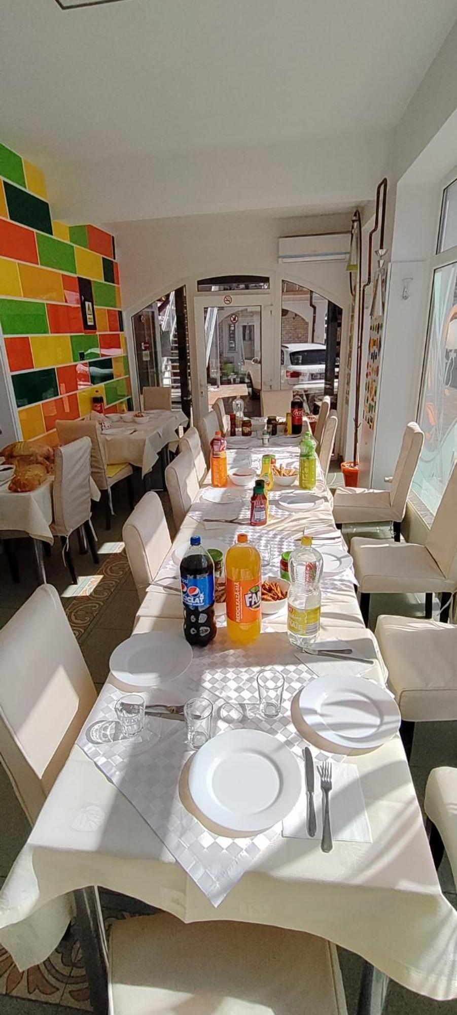 Pensiunea Sergiu & Geanina Arad Exteriör bild